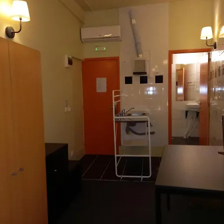 Casa de hóspedes Budget 2*